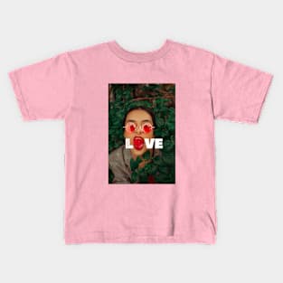 Rose love vintage Kids T-Shirt